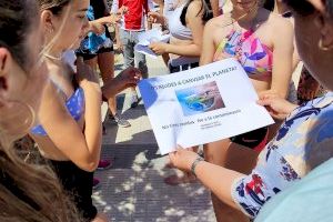 Alumnat de 1r d'ESO de l'IES Gabriel Ciscar organitza una jornada de neteja de plàstics a la Mitja Galta d'Oliva