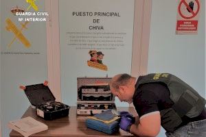 La Guardia Civil esclarece 47 robos en interior de vehículos en Chiva, Cheste, Godelleta y Turís