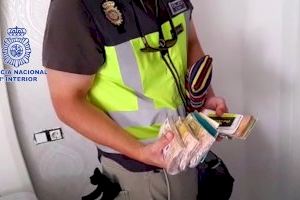 La Policía Nacional ha detenido a nueve personas e incauta más de un kilo de cocaína en roca y 25.000 euros en efectivo