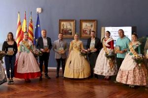 Vila-real homenajea a las cortes de honor de la historia para conmemorar el 75º aniversario de reinas y damas de las fiestas