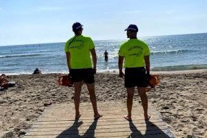 Orihuela inicia inicio del servicio de salvamento y socorrismo en sus playas