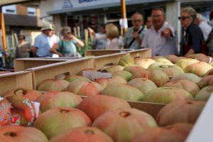 La Feria del Tomate del Perelló bate récord y recibe a 50.000 personas en tres días