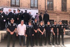 Cuatro policías locales de Sueca reciben una condecoración al mérito por su trabajo