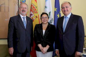 El secretario autonómico para la Unión Europea se reúne con la embajadora de Guatemala