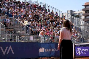 El BBVA Open Internacional de Valencia completa su segunda jornada con 12 horas de tenis