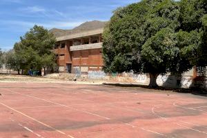 Callosa presenta un proyecto de Casa Cuartel para la Guardia Civil en las instalaciones del antiguo IES Vega Baja