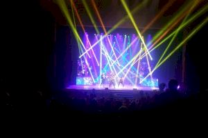 “Symphonic Rhapsody of Queen” llenó de rock l’Auditori de La Nucía
