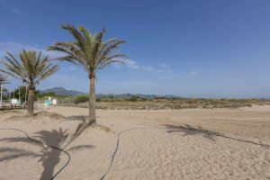 Costes finaliza los trabajos de extracción de arena en la playa de l'Auir