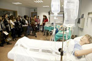 El Ranking CYD sitúa el grado en Enfermería de la Universidad de Alicante como el mejor España