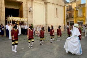 Benifaió celebró con una alta participación la tradicional Procesión del Corpus Christi