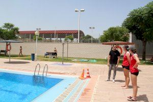 La apertura de la piscina municipal inaugura la temporada de verano en Benaguasil