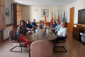 Les Coves de Vinromà rep la visita del jurat de Viles en Flor Comunitat Valenciana