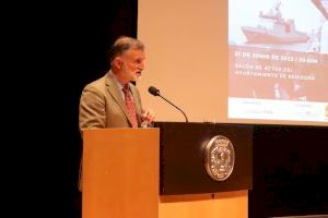 El almirante Rodríguez Garat diserta en Benidorm sobre la utilidad de la Armada en el siglo XXI
