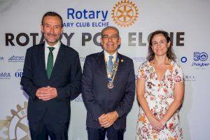 El alcalde felicita al Rotary Club Elche por sus tres décadas al servicio de la ciudad