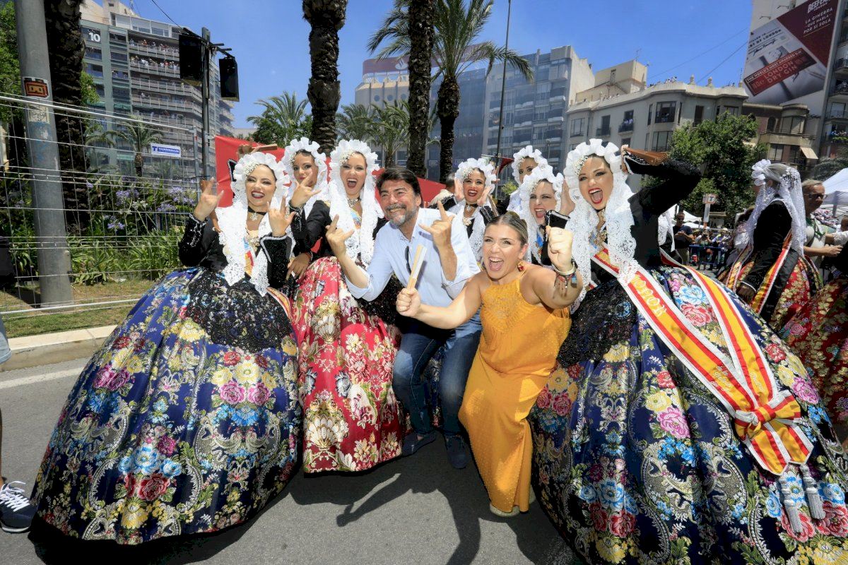 Barcala: “Alicante ha disfrutado unas Hogueras históricas, vibrantes y multitudinarias”