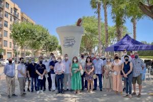 Repartiment d'orxata i fartons a Alboraia per a celebrar la 40 edició del Dia de l'Orxata d'Alboraia