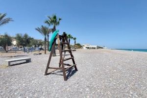 Compromís critica la tardança de l’Ajuntament en posar les torres de salvament en les platges de Moncofa