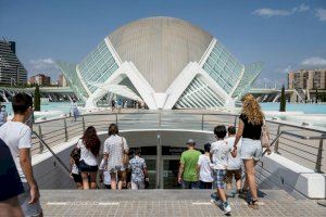 El Hemisfèric de la Ciutat de les Arts i les Ciències espera a su visitante 10 millones durante este mes de julio
