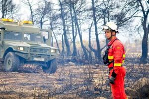 El incendio de Venta del Moro podría quedar estabilizado "en las próximas horas" tras tres días de infierno