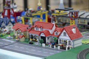 ‘Gandia Bricks’ mostra figures de Lego a l’Espai Baladre fins al 30 d’agost