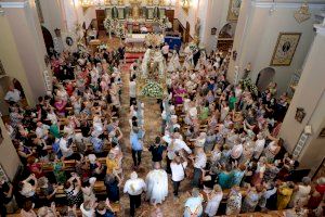 La localidad castellonense de Moncofa recibe por primera vez la visita de la imagen procesional de la Virgen de los Desamparados