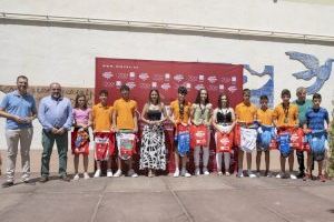 Tania Baños aplaude el esfuerzo de las niñas y niños participantes en el Campeonato de España de Ciclismo de Escolares