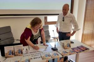 Conferència de Pilar Bellés sobre el seu llibre "Sant Mateu terra de càtars" en el marc de la Fira Medieval