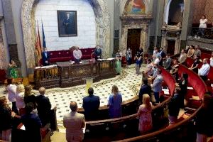La oposición abandona el pleno del Ayuntamiento de Valencia durante la lectura en homenaje a Miguel Ángel Blanco