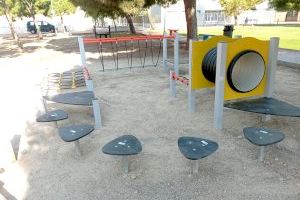 L'Ajuntament d'Almenara instal·la nous jocs infantils en la Plaça 8 de Març
