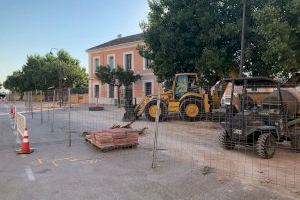 Comienzan las obras de regeneración urbana en en el entorno de la plaza de la Estación de Alcalà de Xivert