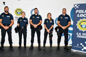 La Policía Local de la Vila Joiosa luce nuevos uniformes este verano