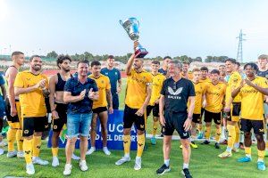 El Wolverhampton vence 3-0 al Besiktas y gana la “I La Nucía Summer Cup”