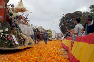 La Batalla de Flores donarà per conclosa la Gran Fira de València amb milers de clavells