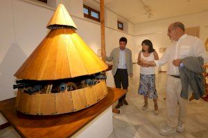 La Diputación amplía el horario y estrena un servicio de visitas guiadas ante el éxito de la exposición ‘Las Máquinas de Leonardo”
