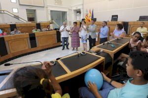 La Diputación respalda el programa ‘Un verano en paz’ de acogida de niños y niñas saharauis en Alicante