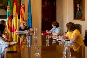Marco aborda amb la presidenta de l'AVL el 90 aniversari de les Normes de Castelló