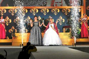 Teresa Mercado es presentada como “Reina de les Festes d’Agost”