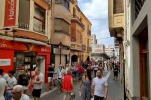 La venta de abonos del Villarreal CF colapsa el centro de la ciudad