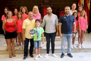 L'Ajuntament de Sagunt homenatja integrants del Club Gimnàstica Rítmica Morvedre per aconseguir medalles en campionats d'Espanya
