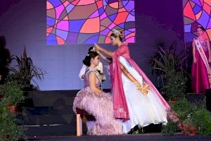 Teresa Mercado es coronada como reina de “les Festes d’Agost”  de La Nucía