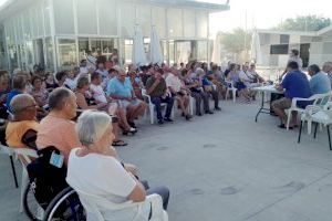 Vecinos de Marenys de Rafalcaïd abren una nueva etapa en una asamblea general marcada por la unanimidad