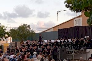 L’Associació Musical Santa Cecília d’Almenara celebra el tradicional concierto de verano en la Playa Casablanca