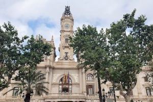 Valencia ajusta los termostatos a 27 grados y apaga los edificios municipales a las 22 horas