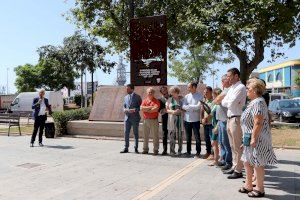 Puerto de Sagunto recuerda a los trabajadores de la siderurgia fallecidos en accidentes laborales a lo largo de sus 120 años de historia