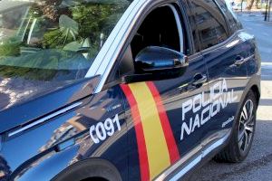 Detienen a tres menores en Valencia tras volcar un vehículo que habían robado