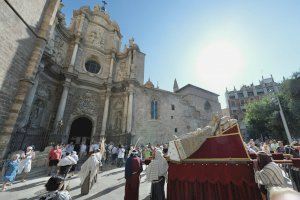 El cardenal Cañizares preside en la Catedral la fiesta de la Asunción de la Virgen, “un día para la esperanza”