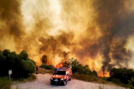 El incendio de la Vall d’Ebo afronta su cuarto día con un empeoramiento del tiempo