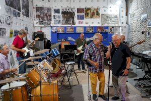Els grups de la “Nit Gran” ultimen la festa musical dels 60 i 70 a la Glorieta d’Ontinyent