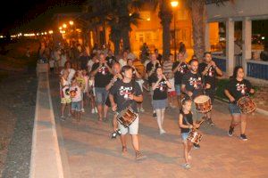 El “Xixo xixero” cierra “les Festes d’Estiu” de la Playa Casablanca de Almenara
