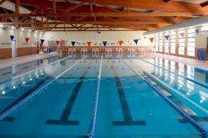 Las piscinas del Palau d’Esports l’Illa de Benidorm, cerrada por mantenimiento, hasta el 31 de agosto